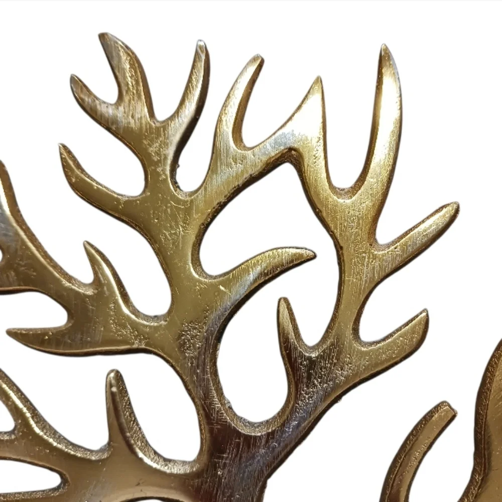 Cosmopolitan jewerly tree
